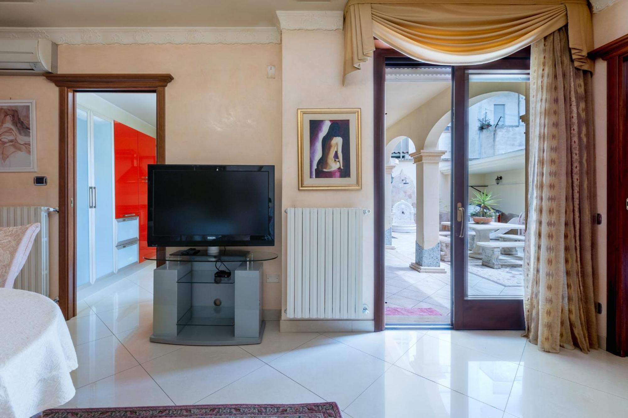 Апартаменты La Casa Di Tonina Куарту-Сант'Элена Экстерьер фото